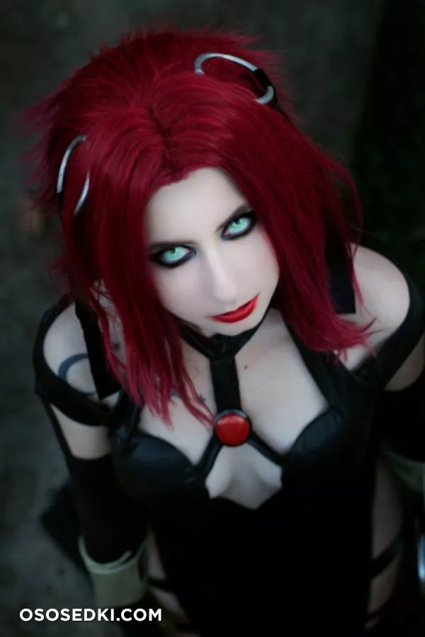 Giu Hellsing - BloodRayne cosplay set - 4