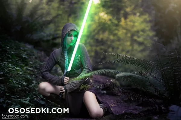 Star Wars Forest Moon - Genevieve and Kindra Stylerotica - 2