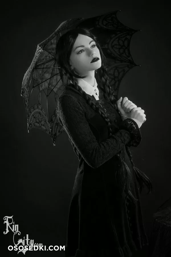 Rin City -  Wednesday Addams - 3