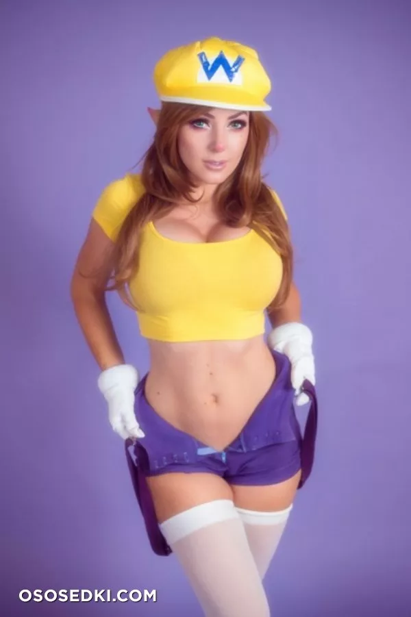 Jessica Nigri - Wario set (Mario Bros) - 3