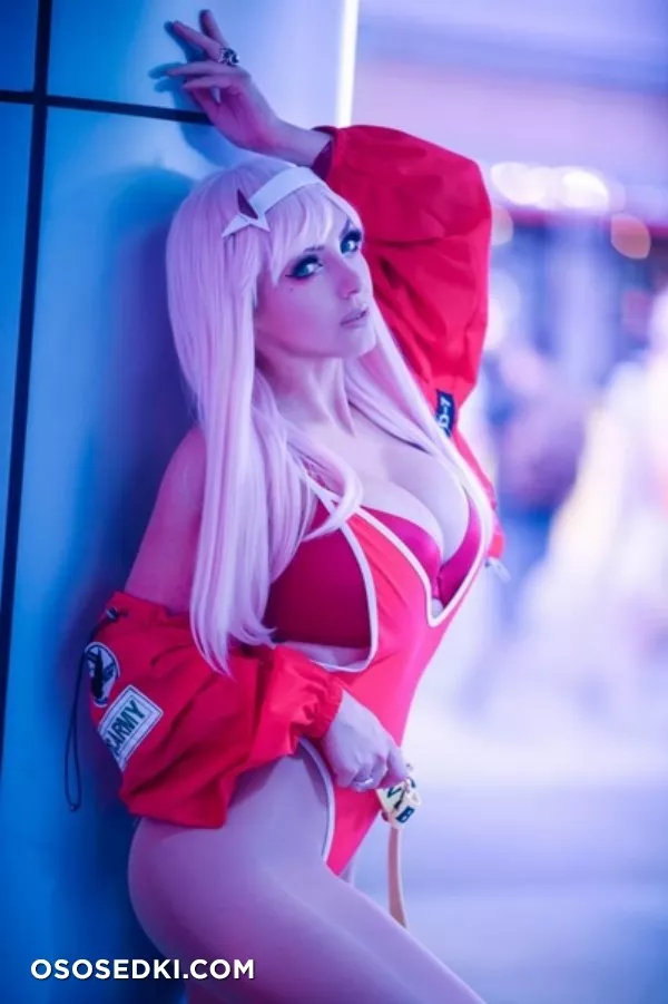 Jessica Nigri - Zero Two - 4