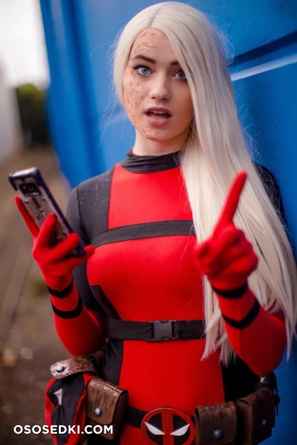 Nichameleon - Deadpool full erotic patreon cosplay set - 1