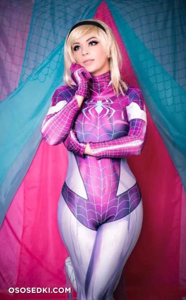 Danielle Beaulieu Spider-Gwen - 4