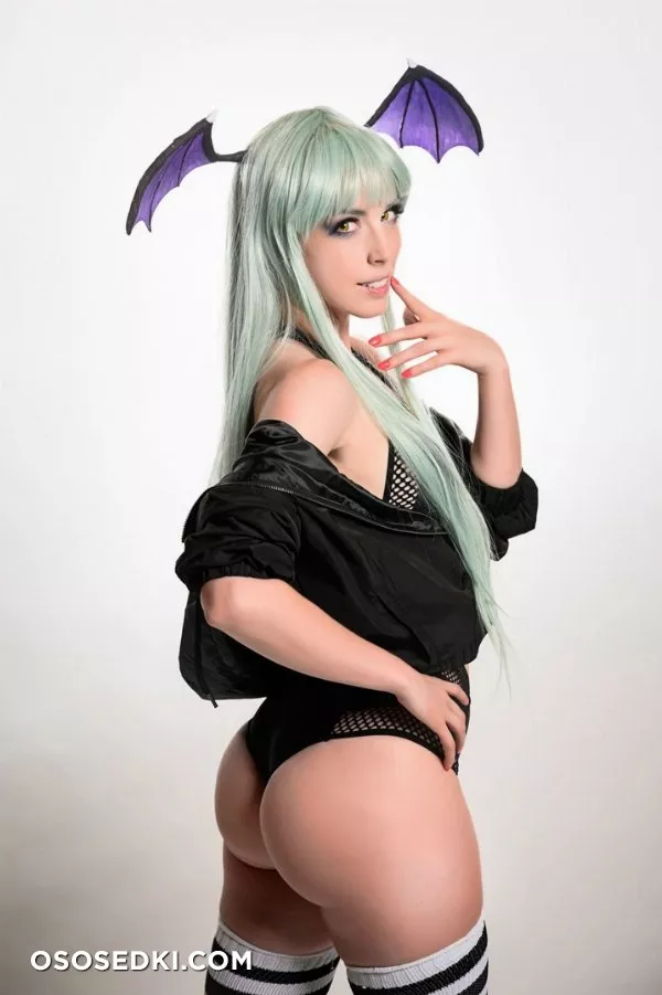Kylie Morgan / Tali XOXO - Morrigan cosplay set - 3