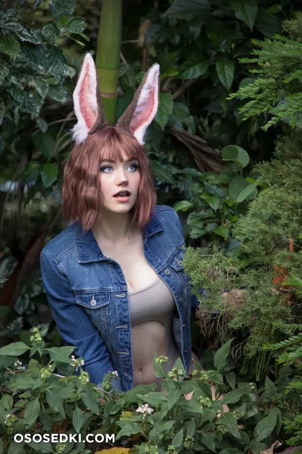 Nichameleon - Peter Rabbit patreon erotic cosplay - 4