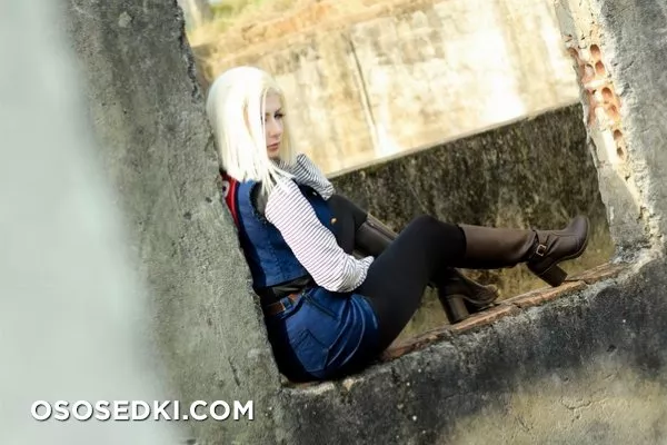 Giu Hellsing - Android 18 (Dragon Ball)  patreon cosplay set - 1