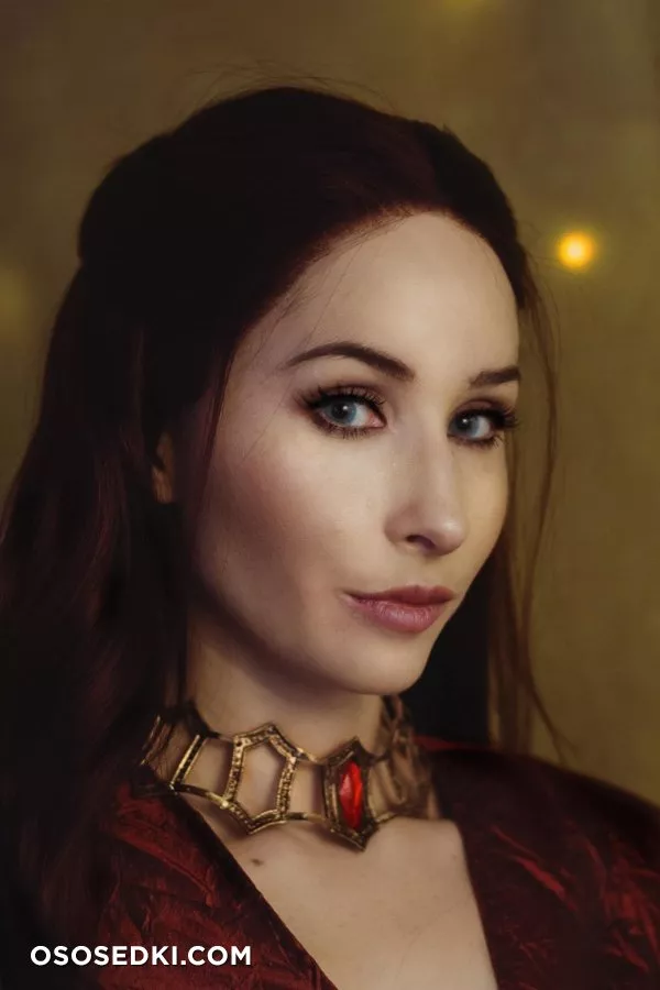 Bindi Smalls - Melisandre (Game of Thrones) patreon cosplay set - 3