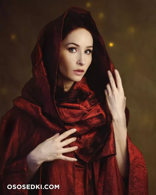 Bindi Smalls - Melisandre (Game of Thrones) patreon cosplay set - 5