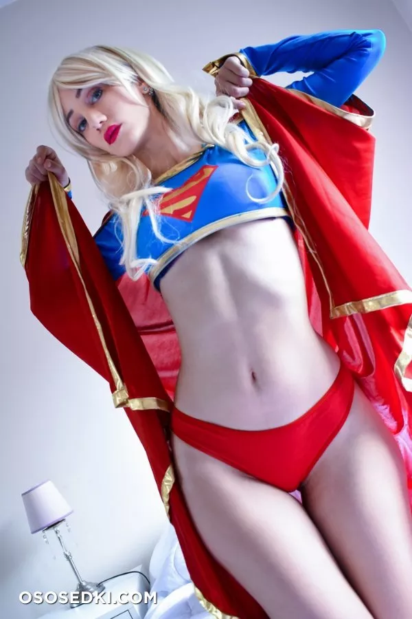 Sophie Valentine - SuperGirl erotic patreon cosplay set - 3