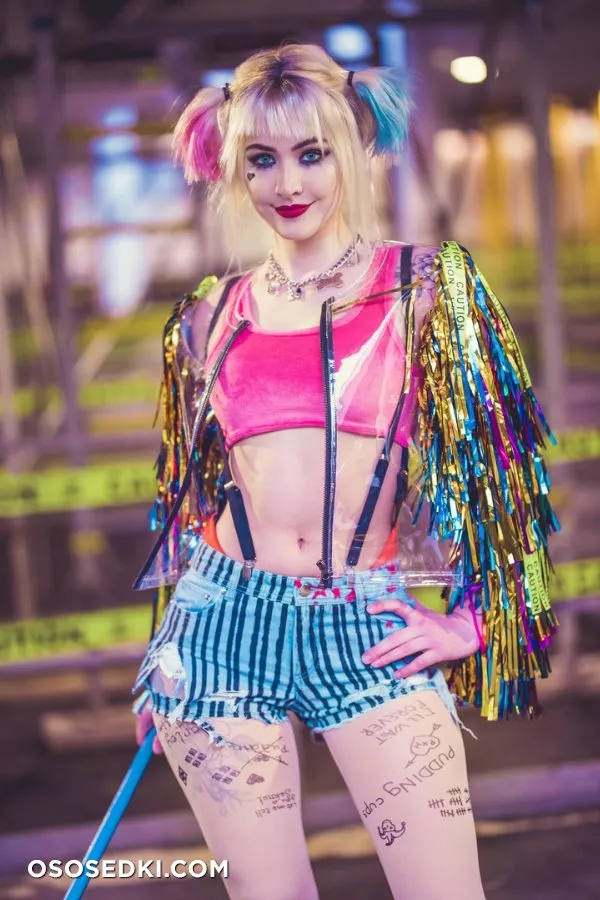 Luxlo cosplay - Harley patreon cosplay set - 3