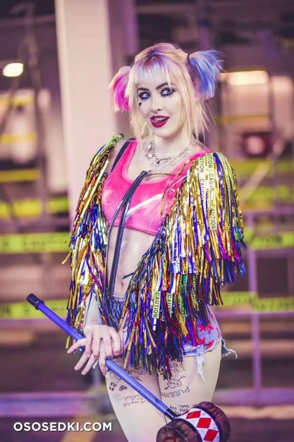 Luxlo cosplay - Harley patreon cosplay set - 4