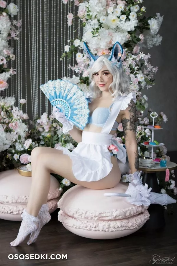 Luxlo cosplay - Wonderland Boudoir patreon set - 1