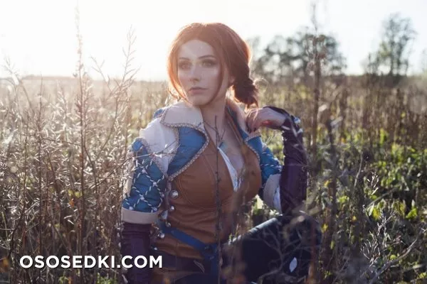 Rolyatistaylor  - Triss Merigold  patreon cosplay set - 5