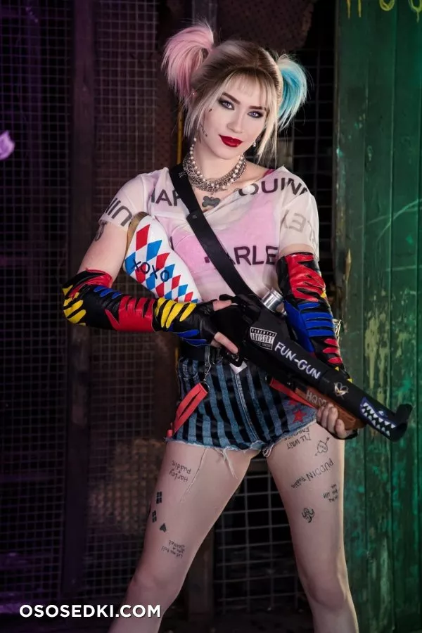 Nichameleon - Harley Quinn patreon cosplay set - 2