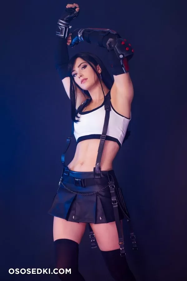 Nichameleon - SFW Tifa (Final Fantasy VII) patreon cosplay set - 5