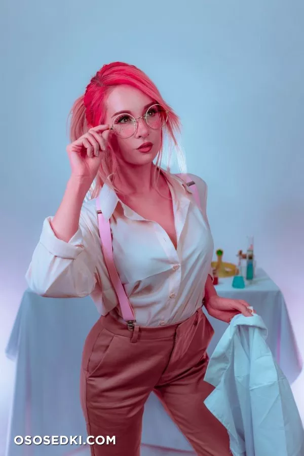 Hendoart cosplay - Princess Bubblegum patreon cosplay set - 4