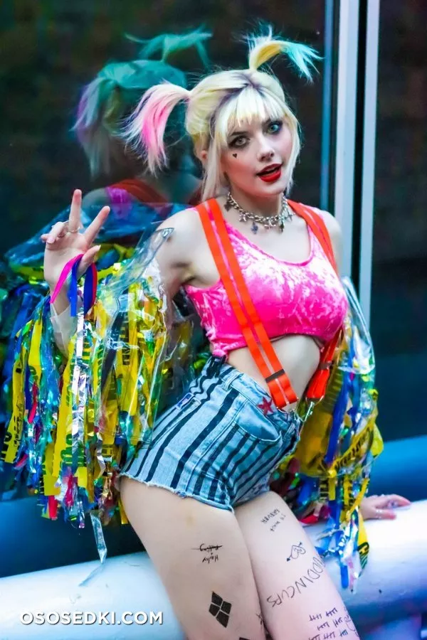 Meggii - Harley Quinn erotic patreon cosplay set - 3