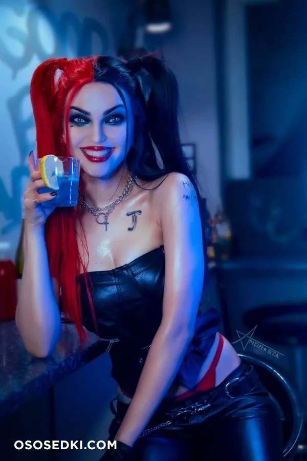 An****ta - Harley Quinn erotic patreon cosplay set - 1