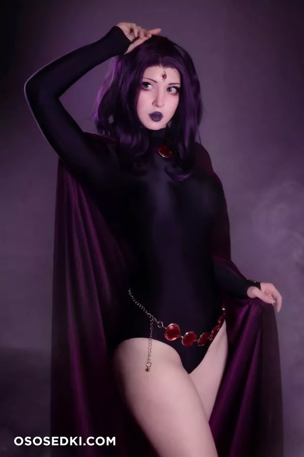 Tina Kinz - Raven erotic cosplay set - 1