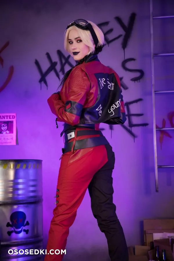 Nichameleon - Harley Quinn patreon cosplay set - 1