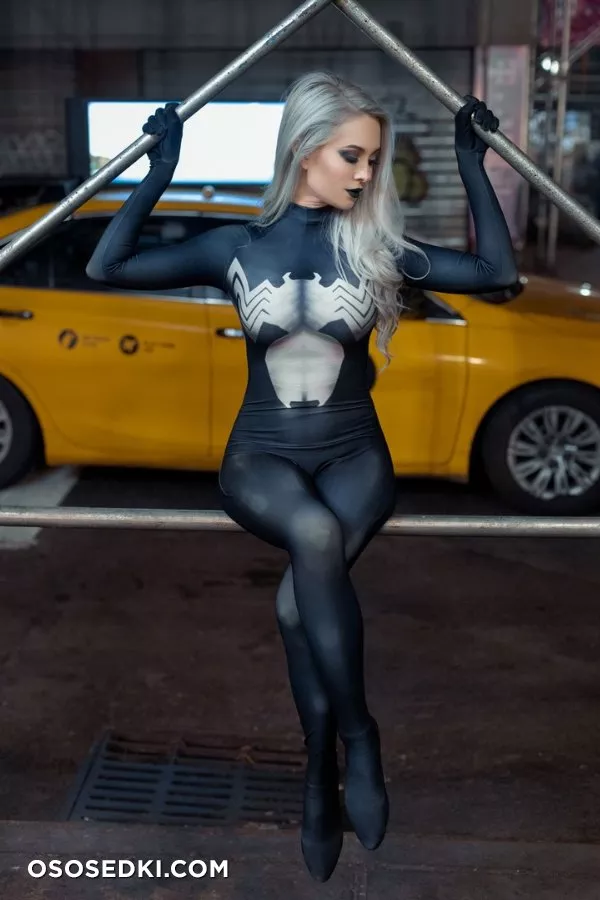 Hendoart cosplay - Symbiote patreon/onlyfans set - 1