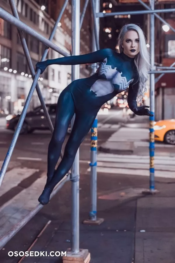 Hendoart cosplay - Symbiote patreon/onlyfans set - 5