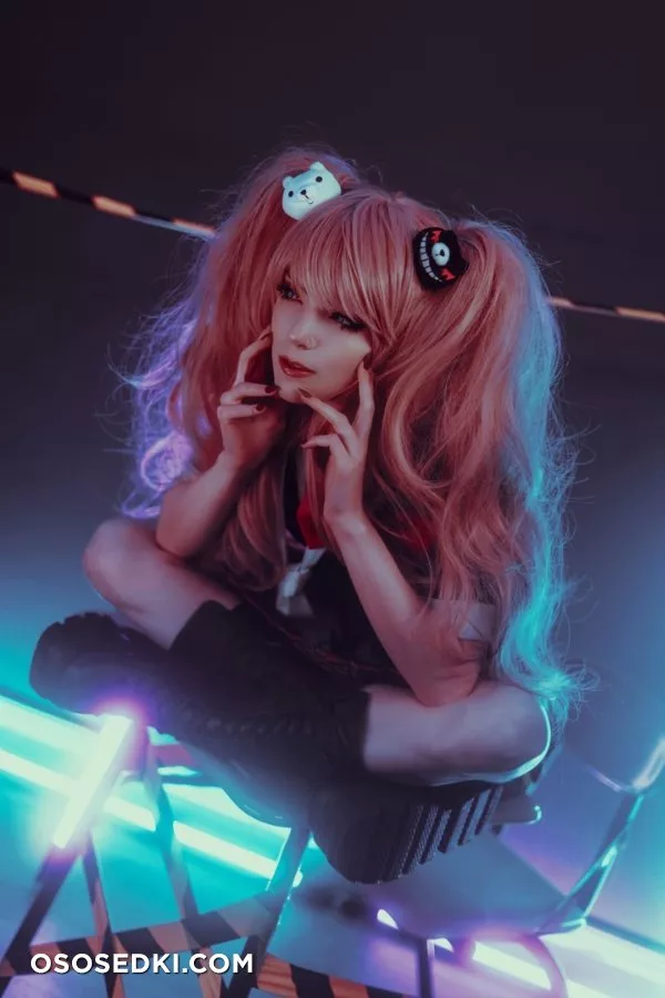 Bloodraven - Mai Sakurajima patreon cosplay set - 1
