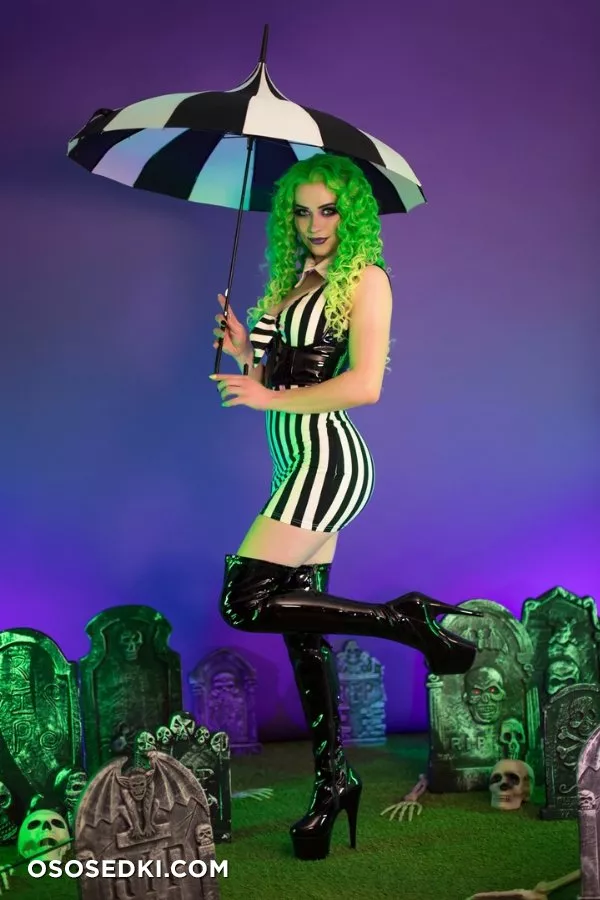 Nichameleon - Beetlejuice patreon cosplay set - 4