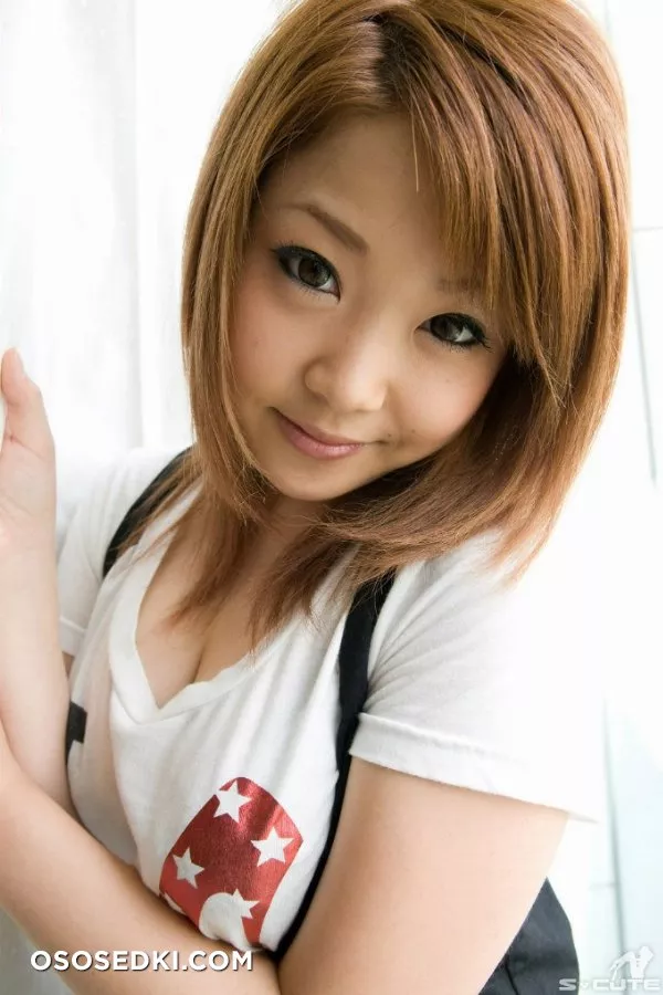 Aki Nagase (永瀬あき) - 1