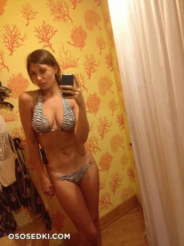 Аманда Мичалка голая, фото AJ Michalka  - 4