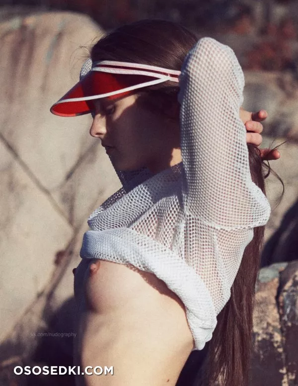 Алисия МакГугэн (Alyssia McGoogan) голая - 5