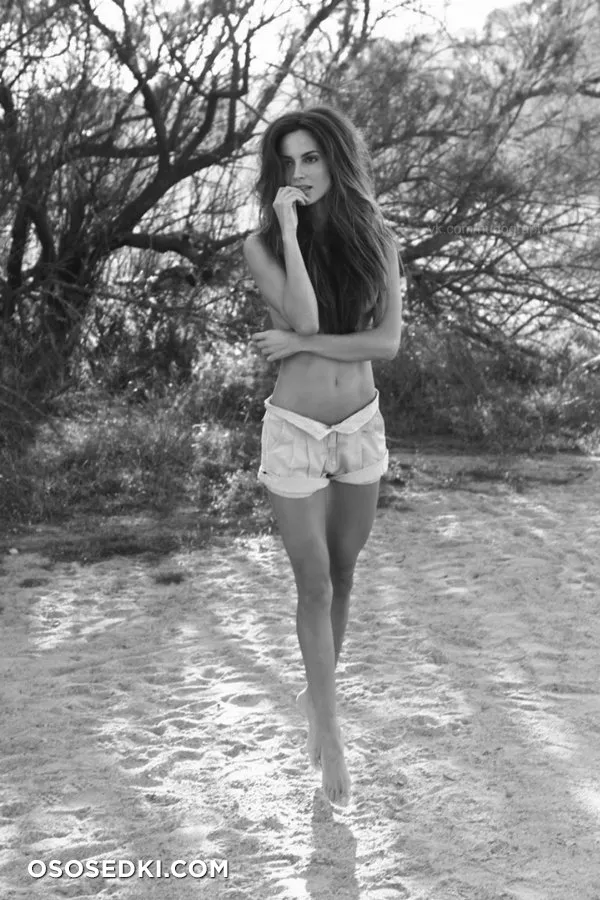 Ариадна Артилес голая, фото Ariadne Artiles - 4