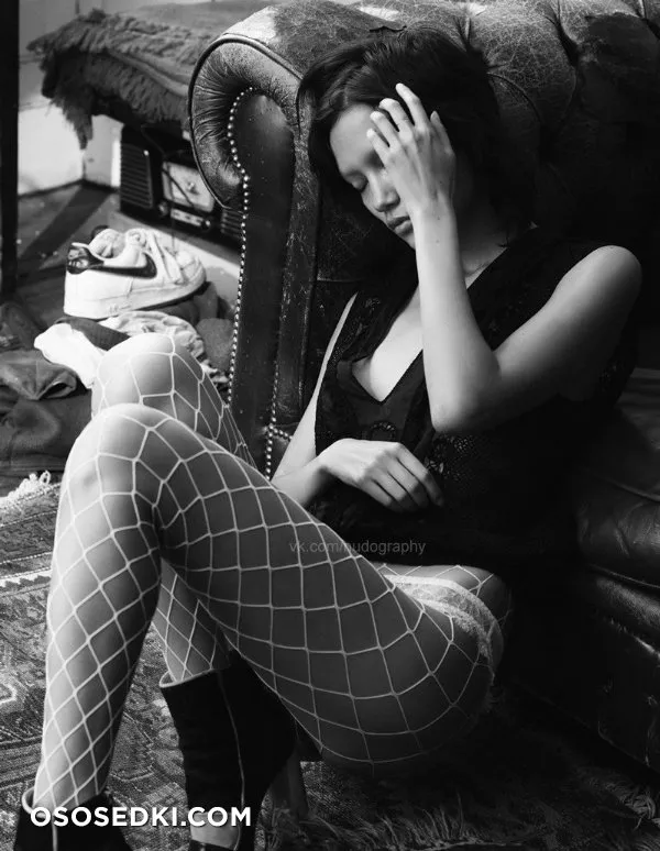 Шарлотта Кэри голая - фото Charlotte Carey - 5