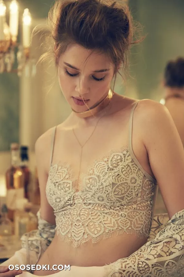 Анаис Пульо (Anais Pouliot) в нижнем белье For Love &amp; Lemons - 2