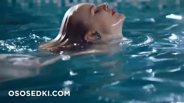 Ева Герцигова (Eva Herzigova) - 1