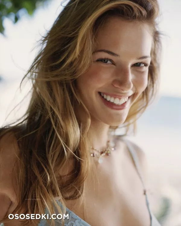 Аманда Ригетти (Amanda Righetti) голая и сексуальная - 3