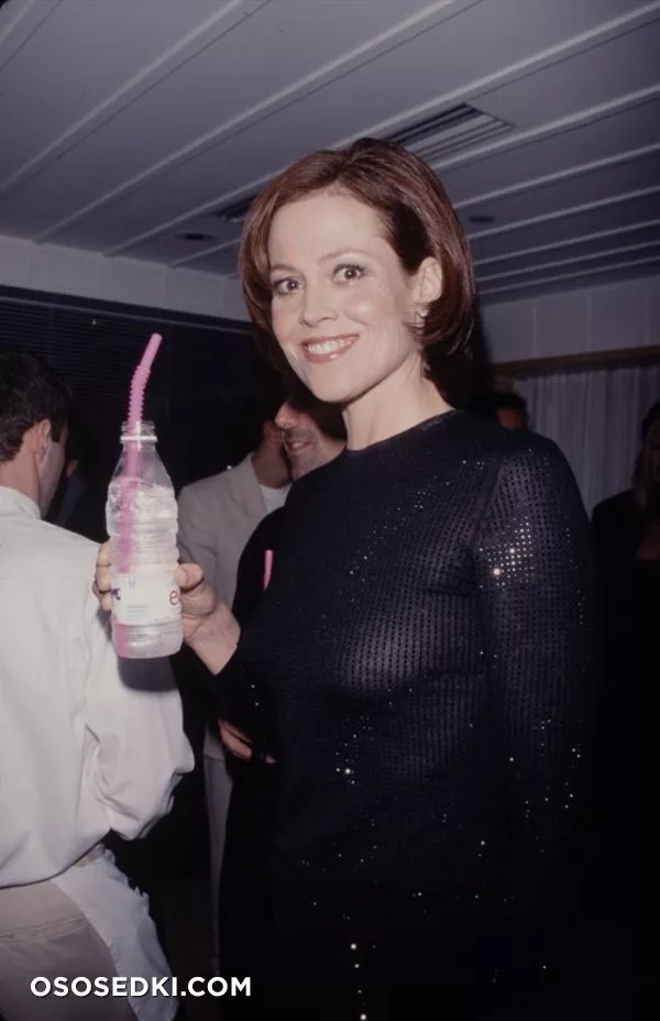 Сигурни Уивер (Sigourney Weaver) голая - фото - 3