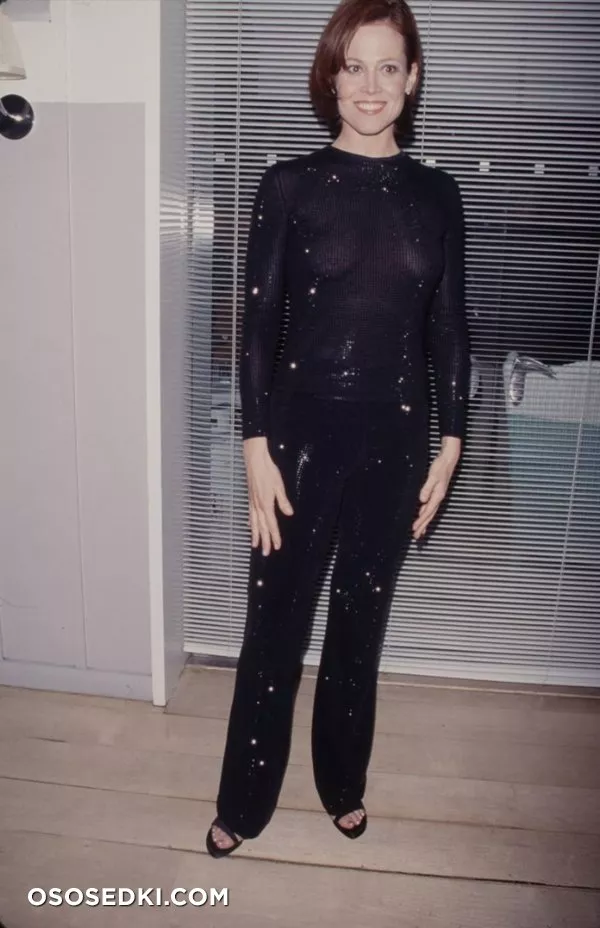 Сигурни Уивер (Sigourney Weaver) голая - фото - 4