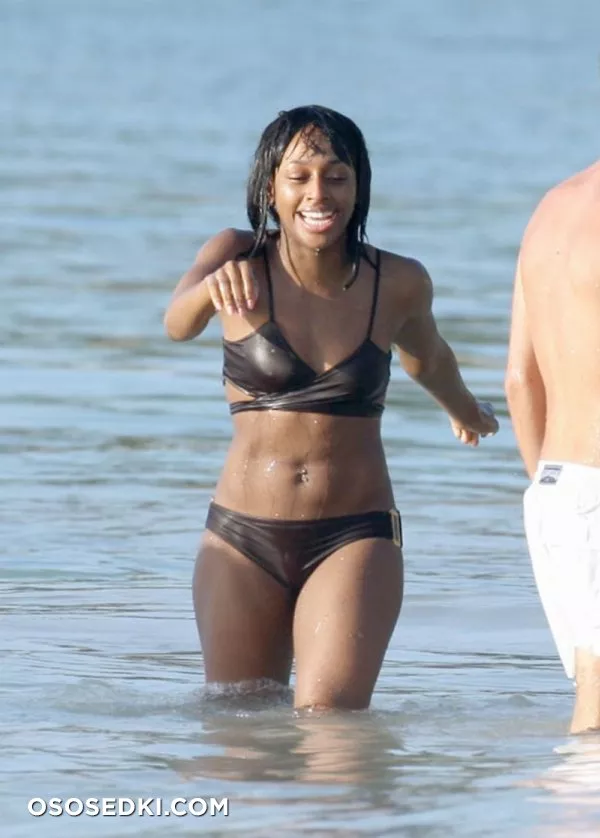 Александра Берк (Alexandra Burke) фото - 2