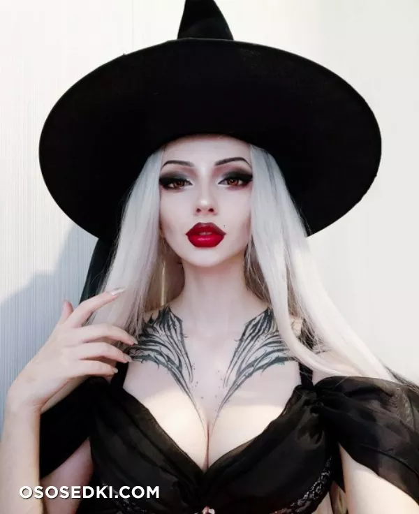 Xenon - Halloween Witch - 3