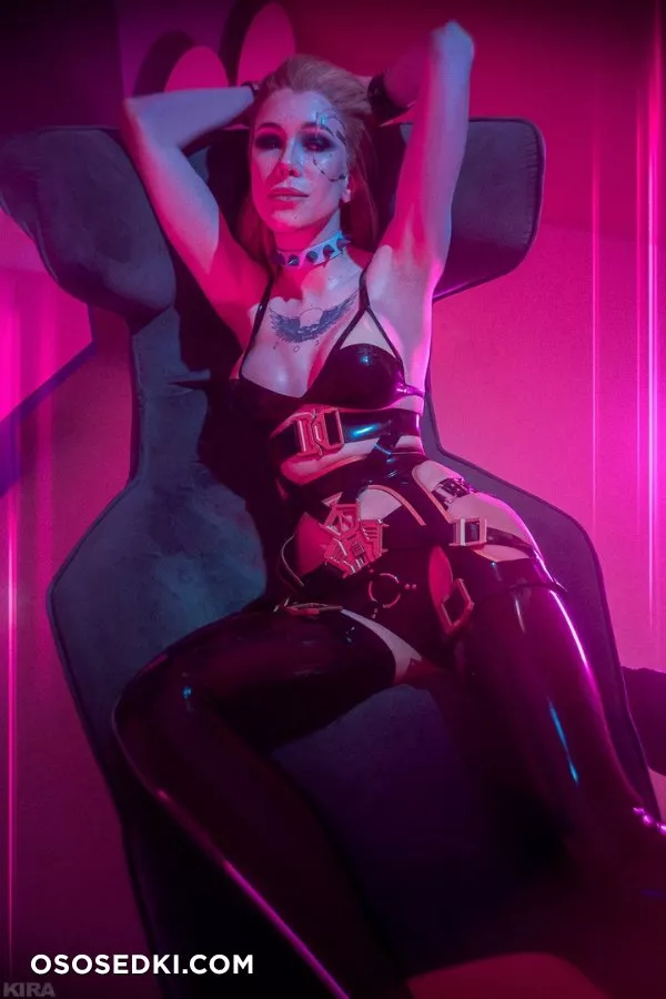 Venus in Furs - 4