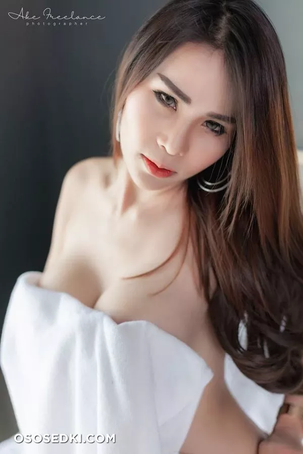 ต้นหอม ช๊อป (Saratsamit Tonhorm) - 2