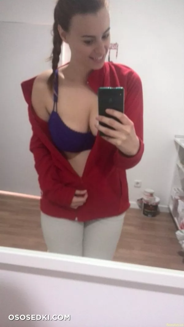 Sweet redhair with big natural Boobs - 4