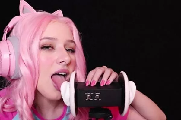 Diddly ASMR Ahegao Ear Licking Exclusive nude. Onlyfans, Patreon leaked 191.51 nude photos and videos